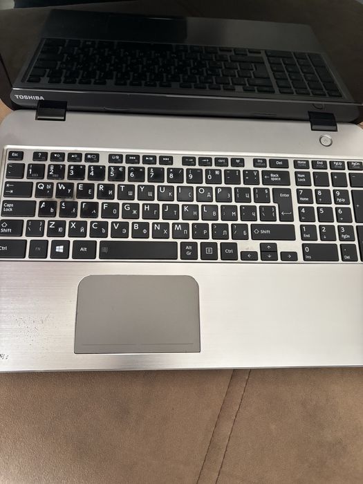 Лаптоп Toshiba Satellite M50D-A-10Z