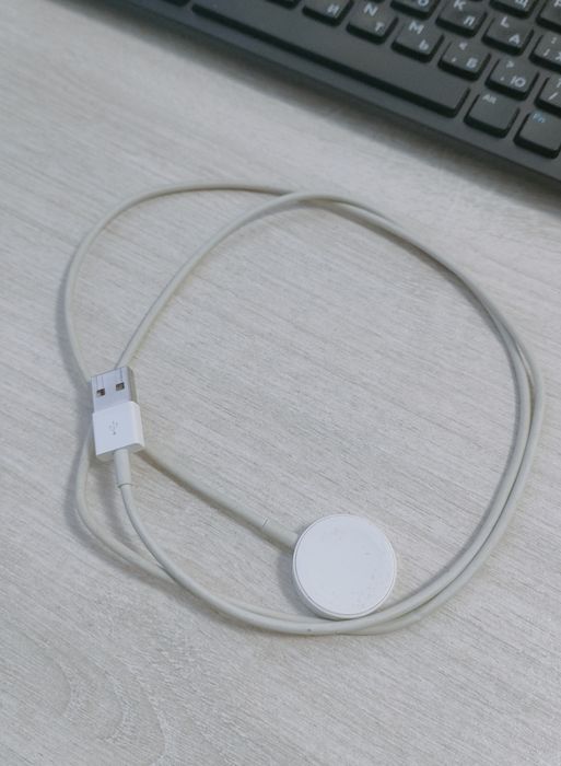 Зарядник apple watch