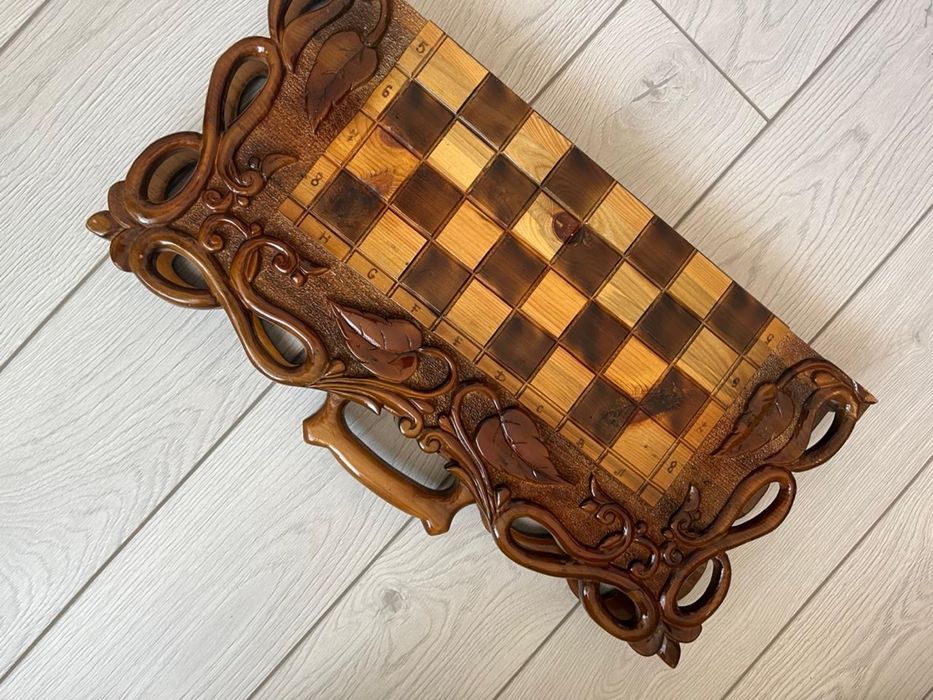 Шахматы из натурального дерева