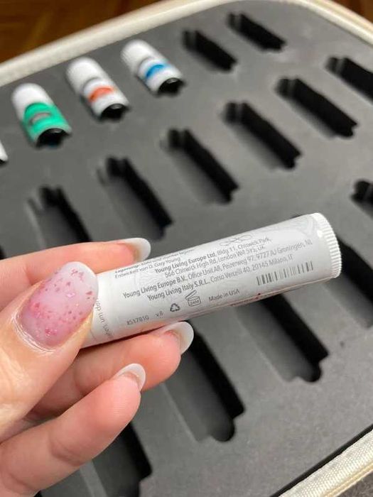 Lip balm - grapefruit Young Living - NOUA SIGILATA