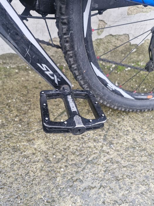 GIANT планински велосипед 27.5