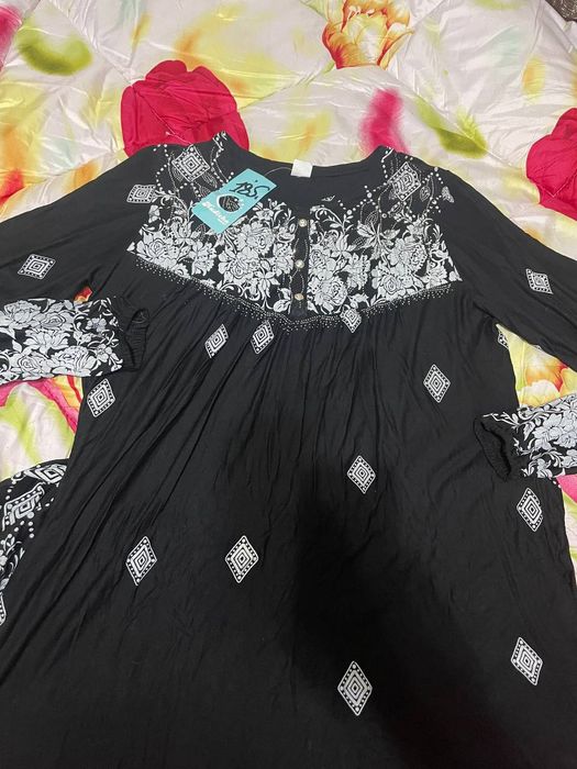 Срочно продам новое платье