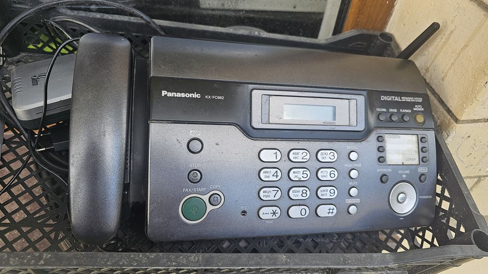 Факс телефон Panasonic KX-FC962