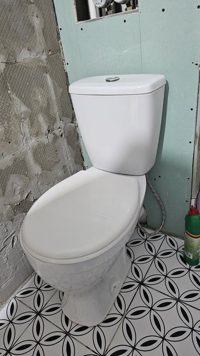 Унитаз в хорошем состоянии