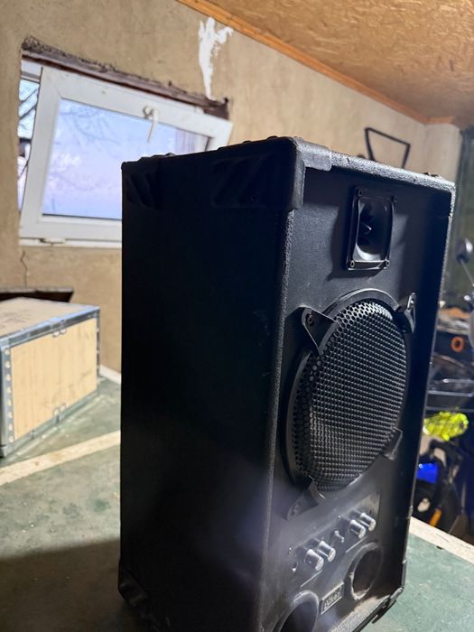 Продам колонку с микрафоном