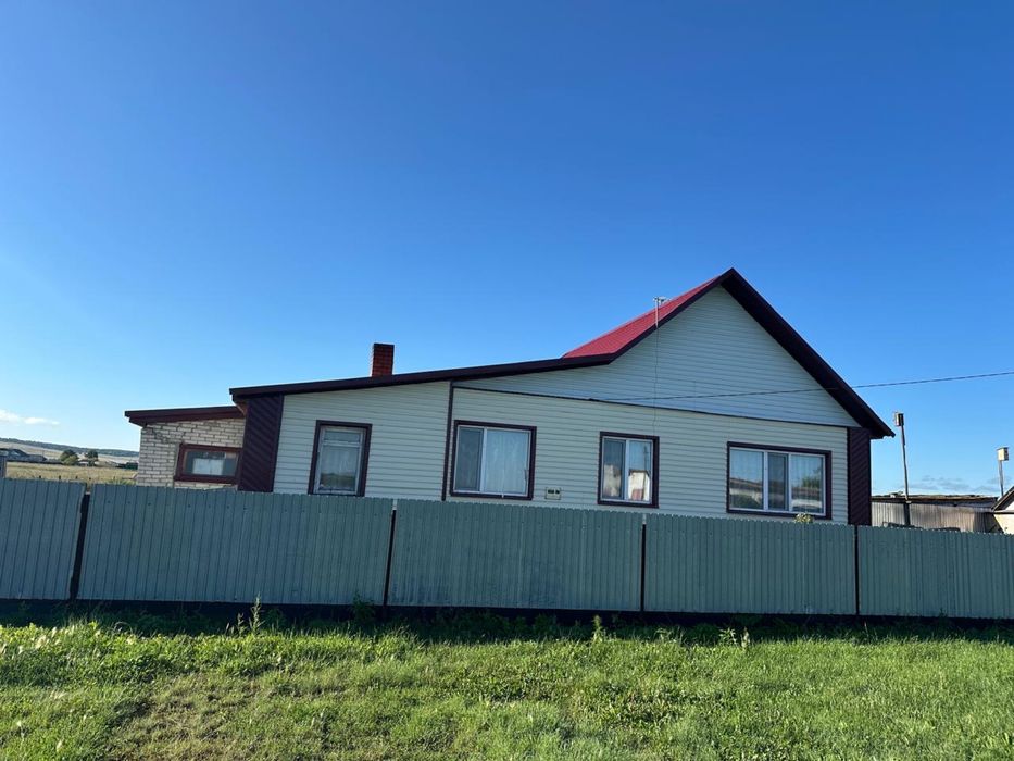 Продам дом в с. Златополье