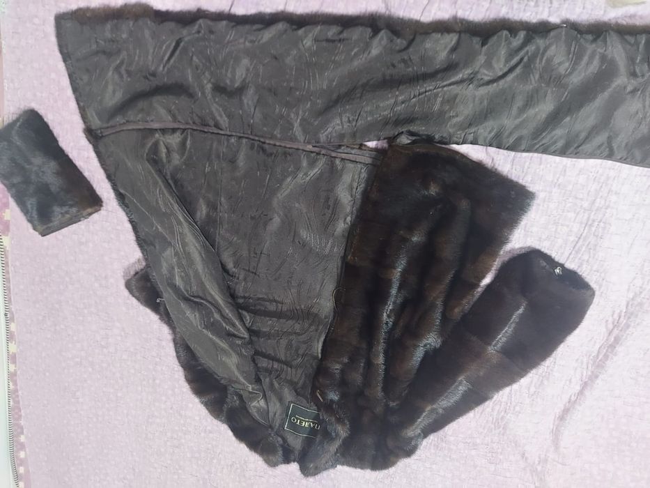 Продаётся норковая шуба