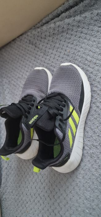 Adidas cloudfoam unisex 38