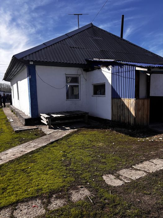 Продаеться дом 4х комнатный за городом 25км