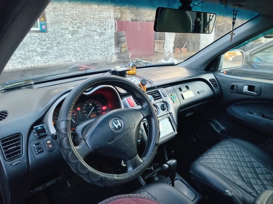 Продам машину Хонда HRV