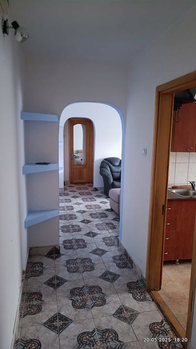 Apartament 3 camere în Bacău de închiriat