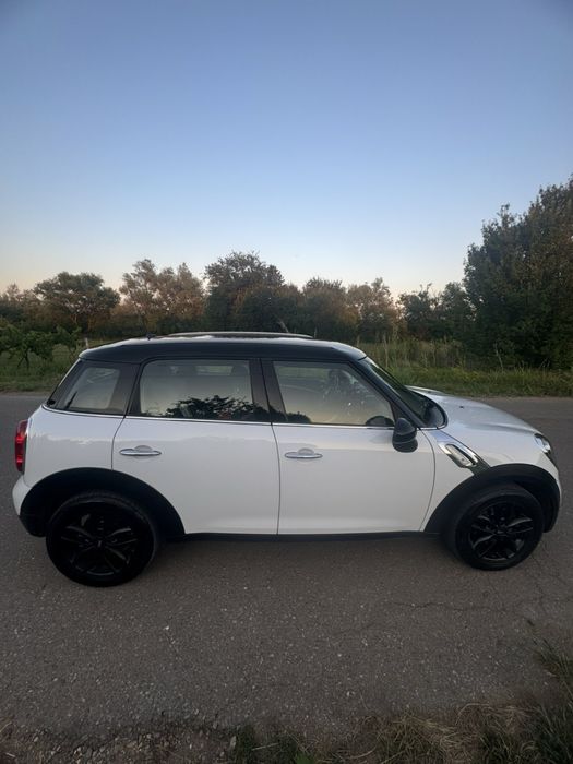 Mini Countryman автомат