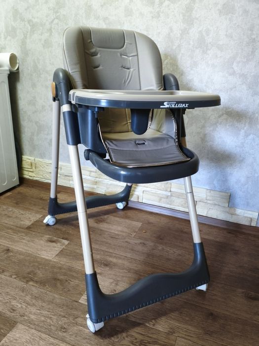 Продам стульчик для кормления б/у