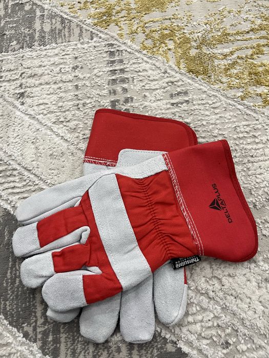 Строительные перчатки