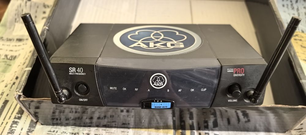 Безжичен микрофон AKG SR 40 FLEXX