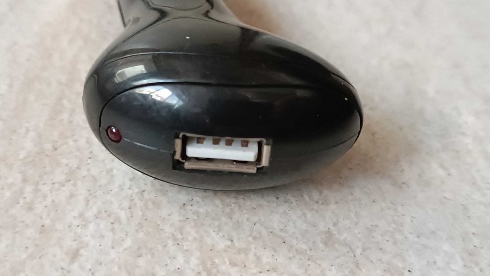 зарядно за автомобил USB Energizer , DIVA 2XUSB CAR CHARG 2.1А