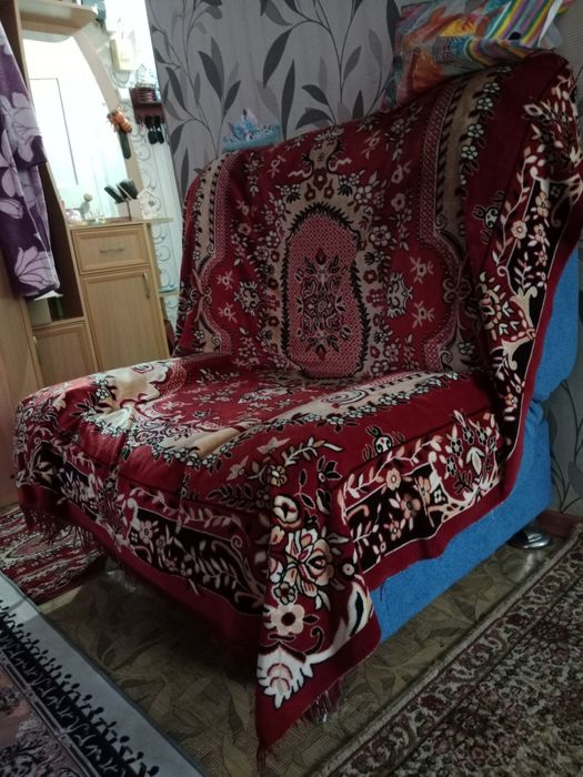 продам  кресло за 2000