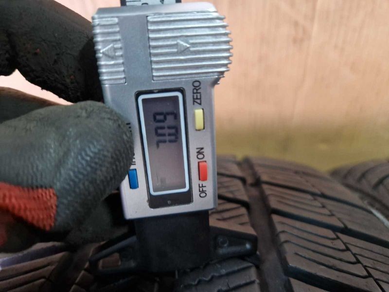 4 Barum R18 225/45
зимни гуми DOT3120