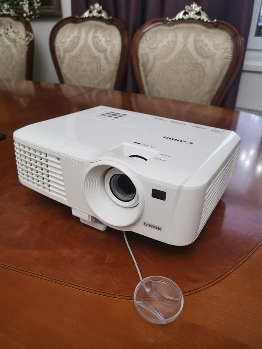 Проектор Canon LV-WX320
