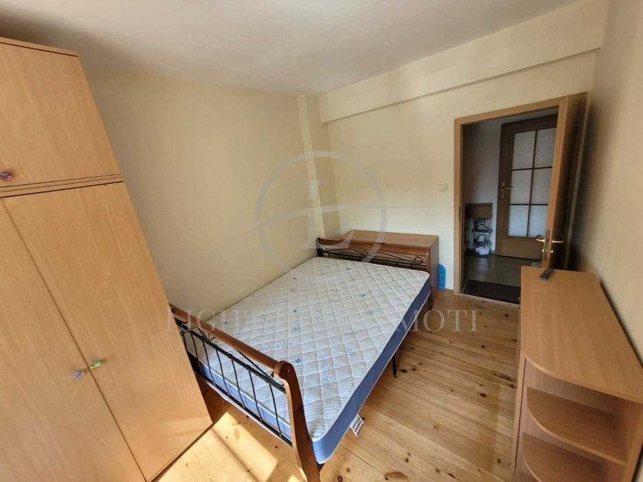 Продава се Тристаен апартамент в Пловдив, Кючук Париж - 104 кв.м за 2693 €/кв.м - Снимка #4