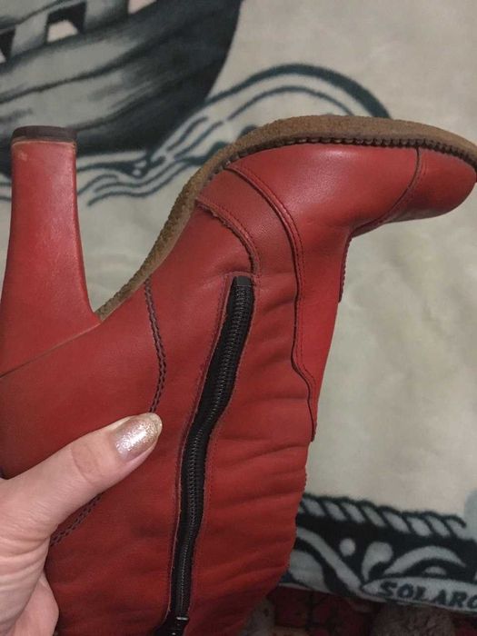 Сапоги демисезонные красные австрийские