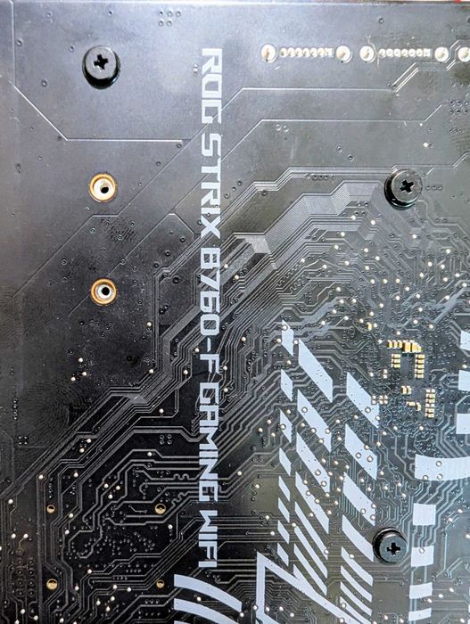 Placa de baza ASUS ROG STRIX B760-F GAMING WIFI, Socket 1700, pini rupti