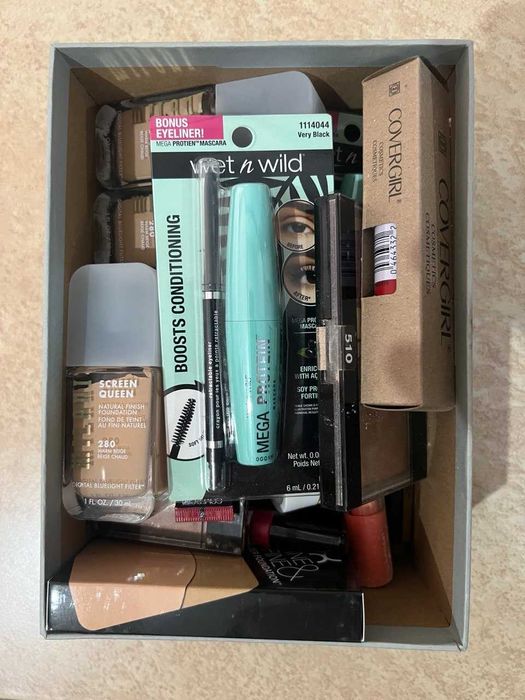Бьюти-бокс американской косметики (NYX, Milani, Covergirl, Wet n Wild)
