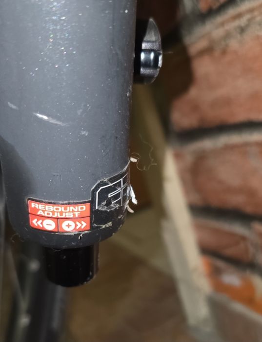 Vand Furca Fox 140-180 mm RC2 tapered