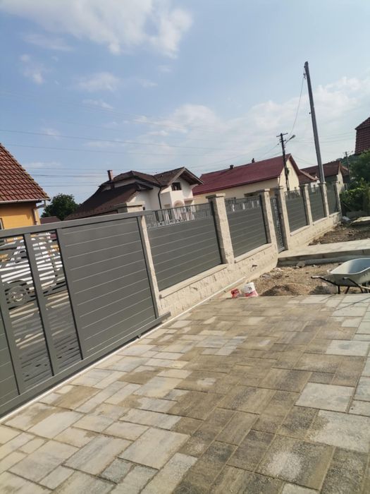 Execut : Gresie și faianță