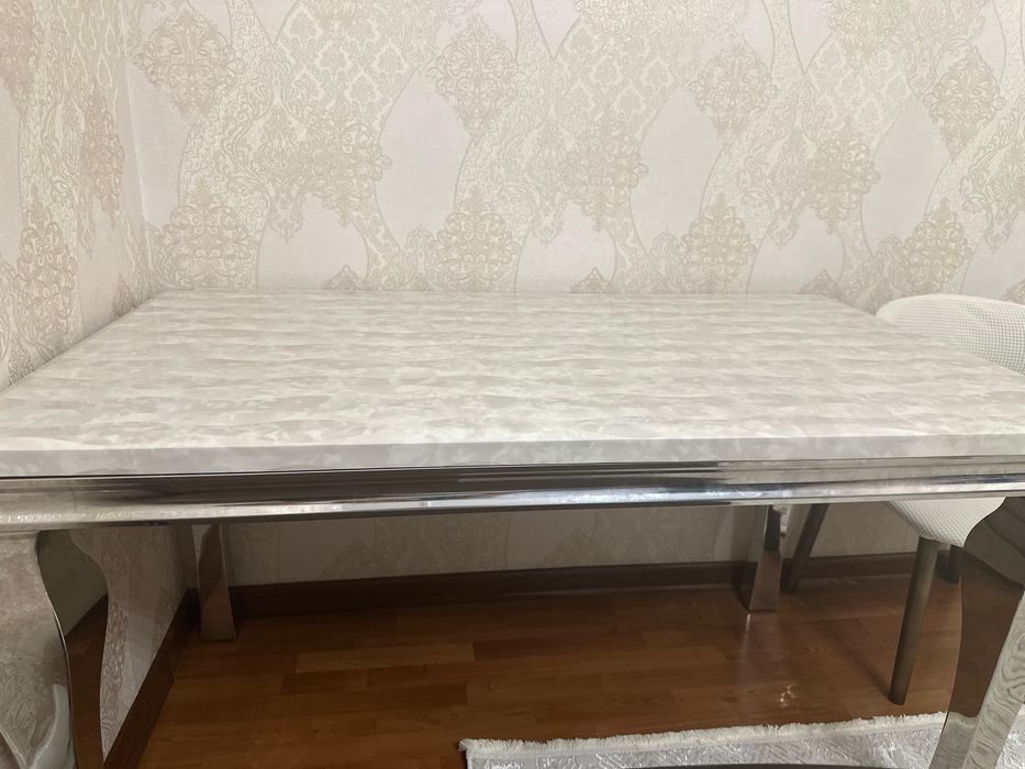 Стол, мрамор натуральный, очень тяжелая