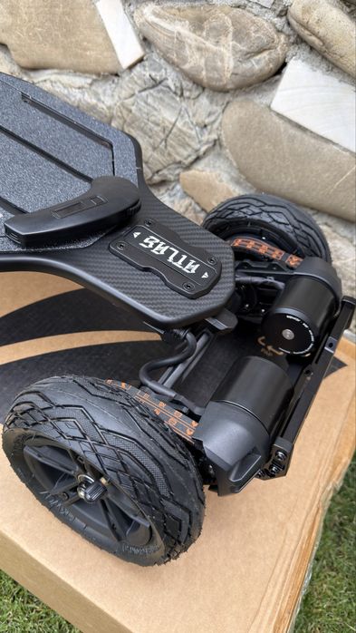 Skateboard electric Exway Atlas V2 2WD