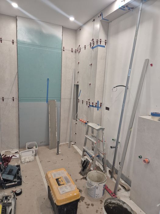 Zugravit apartamante, case, spatii comerciale si mecanizat