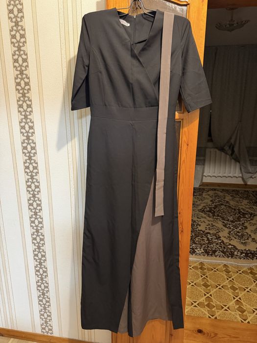 Продам недорого комбинезон