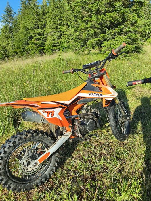 Vând motocross Ultra 125cc