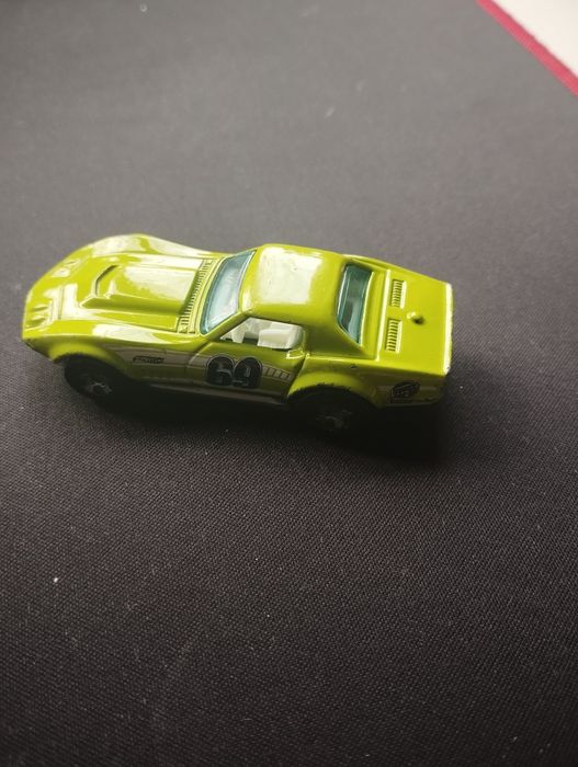 Машинки Hot wheels