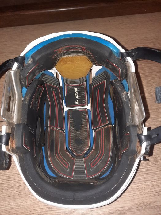 Хоккейный шлем ccm