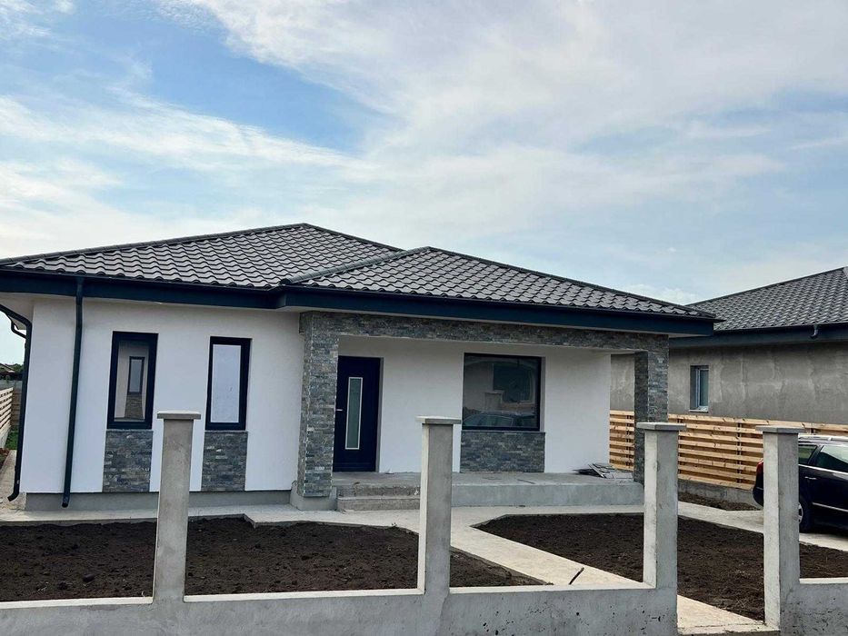 Casa 3 Camere | Vanatori | Asfalt| Toate utilitatile| Constructie Noua