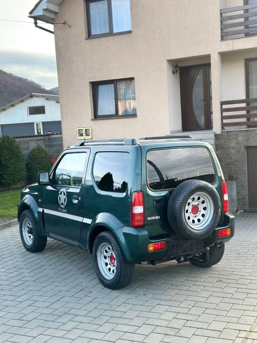 Vând Suzuki Jimny recent adus