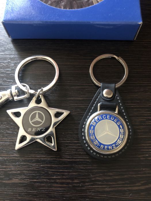 Продам брелок