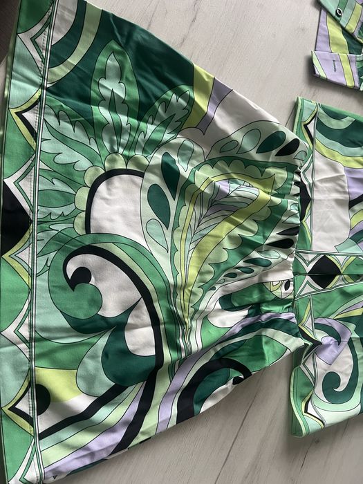 Сет по модел на Zara