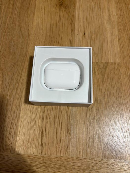 Слушалки airpods pro / 3