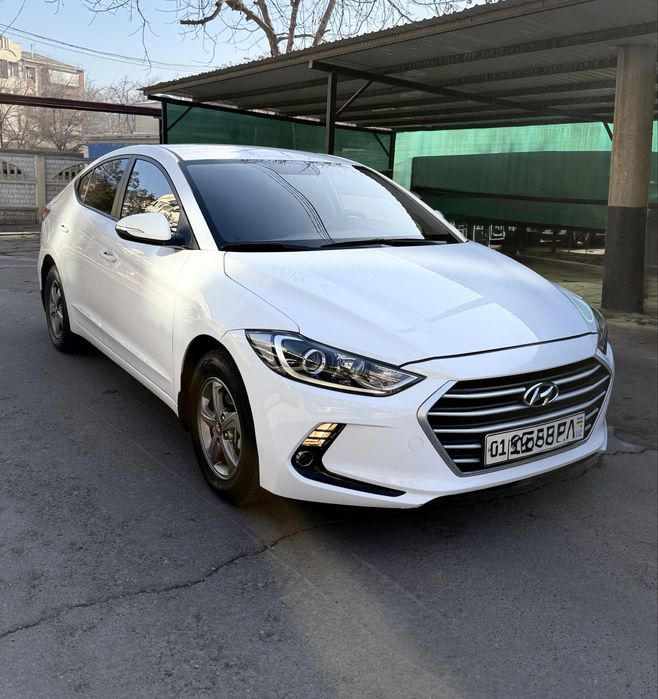 Hyundai elantra 2017 Srochniy