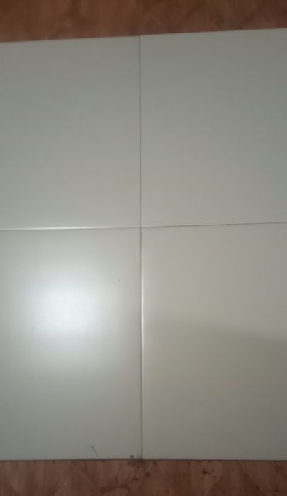 Продам керамогранитную плитку бежевая, 600 мм*600*9,5