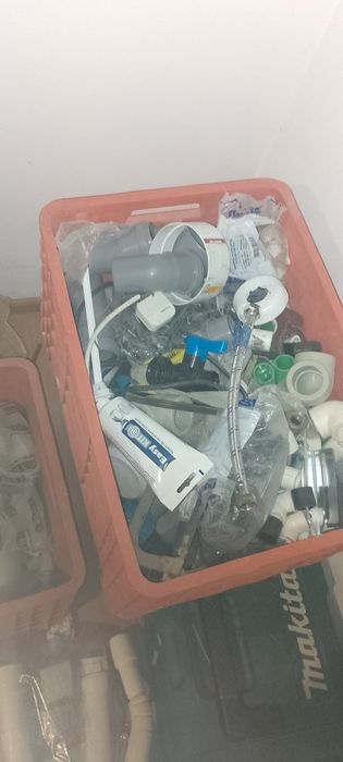 Piese instalații sanitare