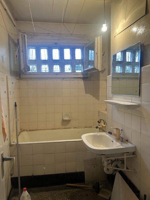 Apartament 3 camere semidecomandat, etaj 4, Aleea Terasei Sector 4