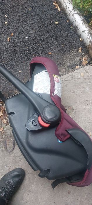 Продам детское автокресло