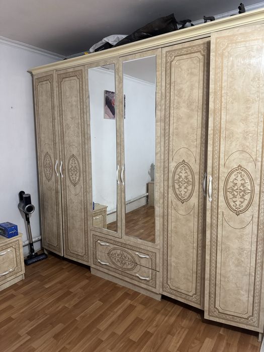 Шкаф спалный ……::