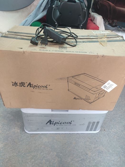 Холодильник автомобильный 18л