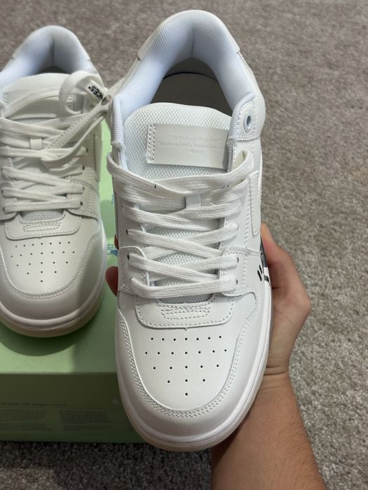 Off white out of ofice 43 full box noi