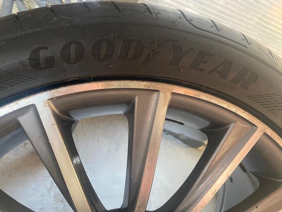 Летние шины GOOD YEAR в сборе с дисками